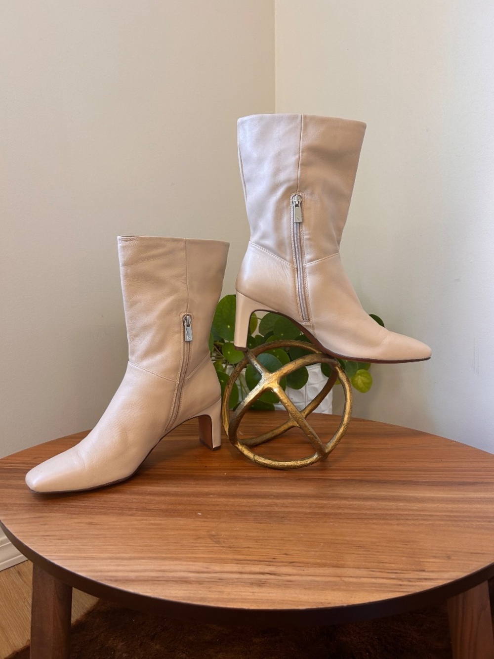 Naturalizer Platt Porcelain Leather Block Heel Bootie Size 9M